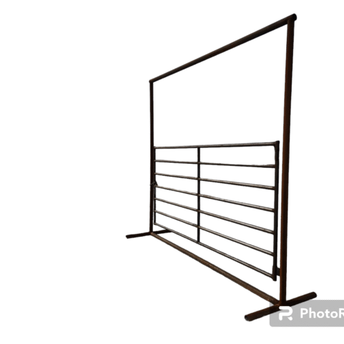 Free-Standing Cattle Bow Gates