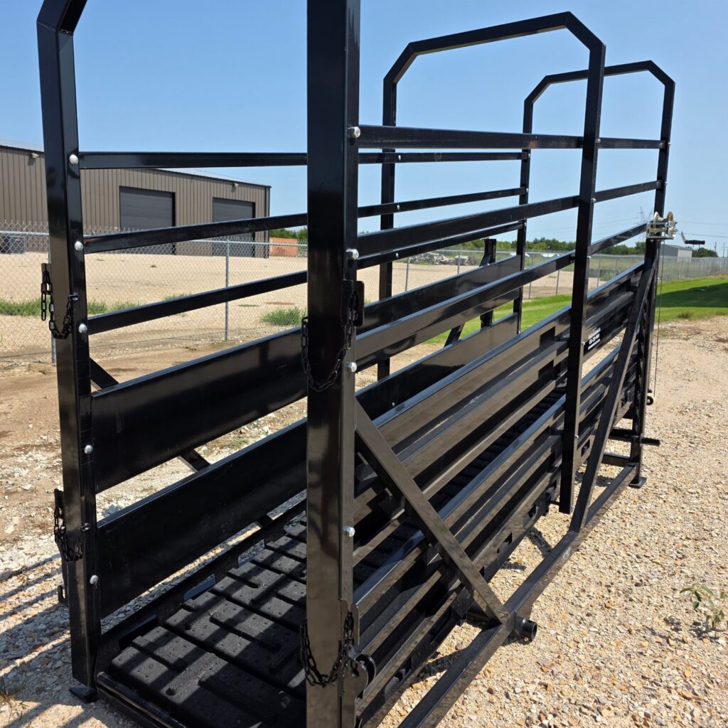 L12 Adjustable Loading Ramp - NT Farm & Ranch