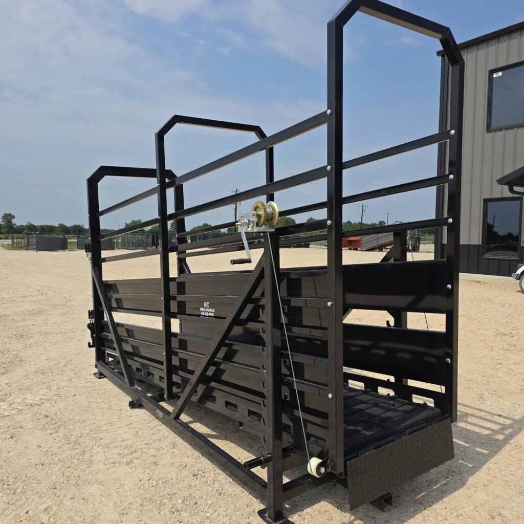 L12 Adjustable Loading Ramp - NT Farm & Ranch