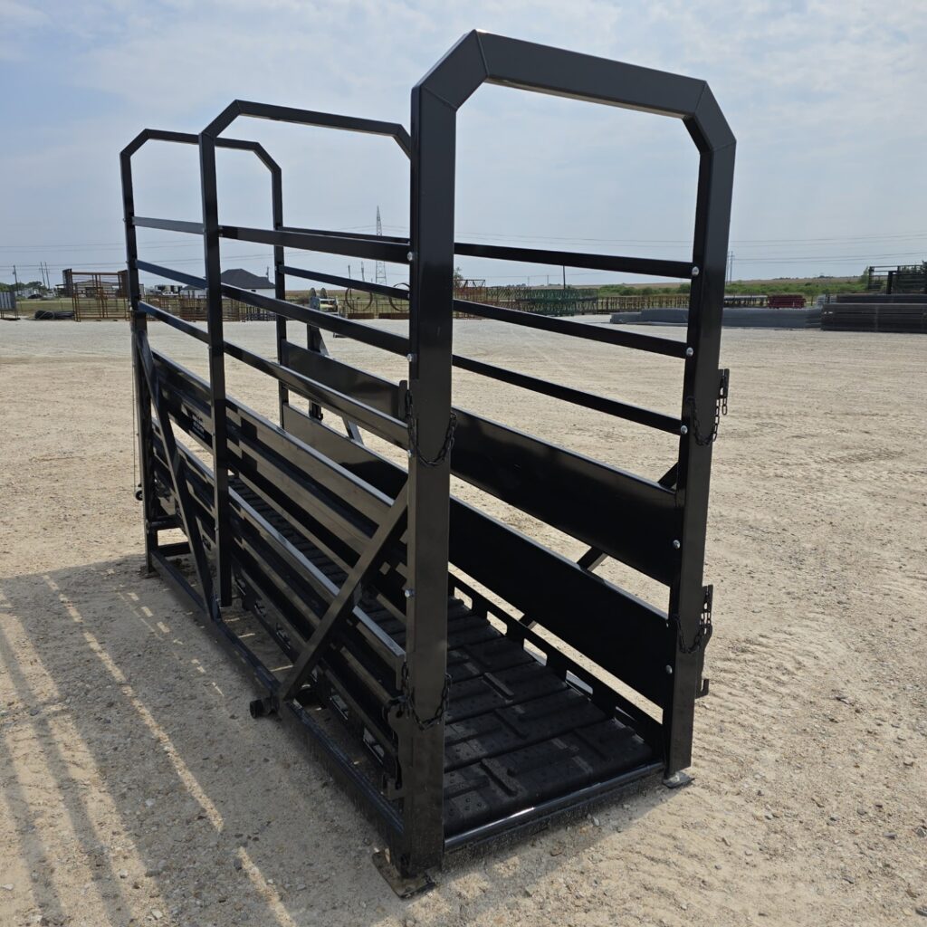 L12 Adjustable Loading Ramp - NT Farm & Ranch