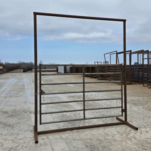 8' Freestanding Bow Gate
